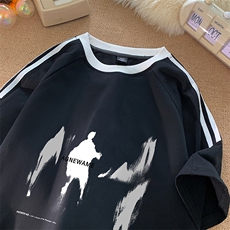 黑色