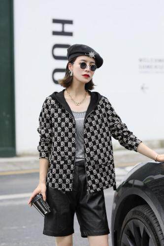 秋季外套，其它，真维多利