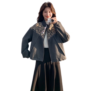 6991 数据款 大货已出 现货 90白鸭绒刺绣羊毛呢外套图片