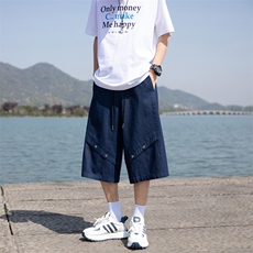 深蓝色