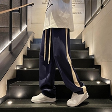 藏青色