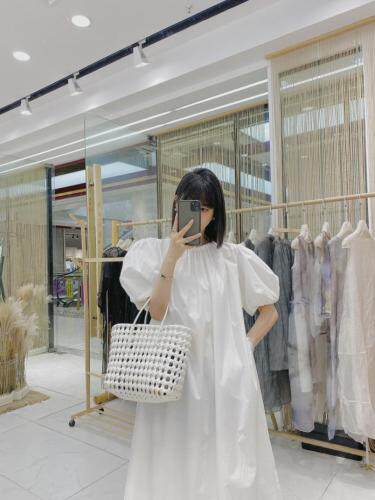 设计师前后两面穿设计感褶皱松紧收腰泡泡袖连衣裙，女装连衣裙，乌青毓秀