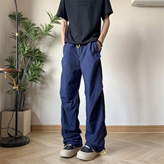 藏青色