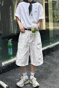 街头白色做旧工装水洗牛仔短裤男女夏款小众多口袋宽松直筒七分裤图片