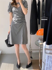 香丽迪2022年夏季新款拼接连衣裙女针织短袖圆领修身高腰图片