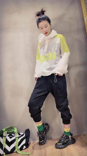 时尚潮流品牌春装，女装，拾年