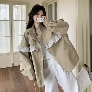 韩系甜美风蕾丝拼接风衣女2025春夏小众设计感宽松落肩休闲短外套图片