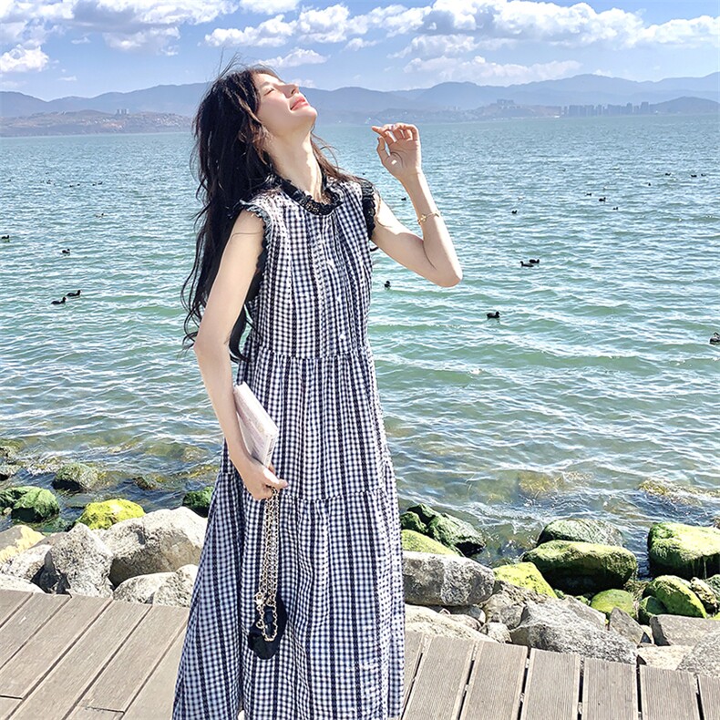 撞色拼接木耳边复古格纹连衣裙女夏2025新款海边度假风过膝长裙子,女装连衣裙,浙宝276（原081）