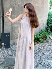 清纯系松弛感浅紫色无袖背心连衣裙女夏慵懒独特绝美度假连身长裙，女装连衣裙，浙宝305