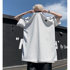 白色