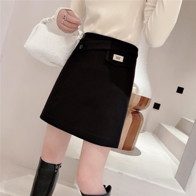 呢料短裙，其它，秀禾