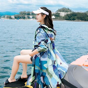 迷彩防晒衣女中长款2023夏新款长袖超仙透气防晒服过膝洋气薄外套,女装防晒衣,可可小西