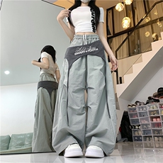 灰色