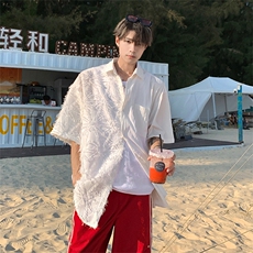 白色