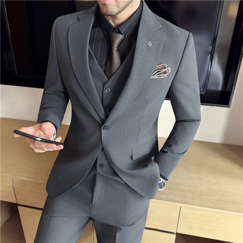秋冬免烫抗皱色织高档面料纯色西装三件套西服中灰色SJT8065-P285，男装西服，电商A213