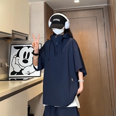 藏青色