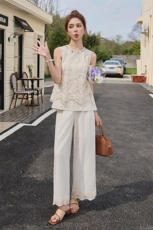 现货可推2025夏装新款气质棉麻拼接蕾丝网纱垂感透气两件套裤女，女装套装/套裙，苗苗