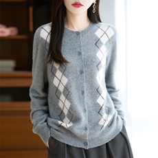 秋冬圆领菱形格羊毛开衫女宽松针织毛衣外套拼色羊绒衫上衣，女装羊毛衫，大美人高端店