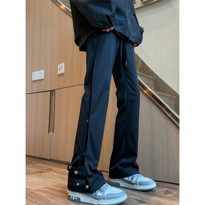 1506/QA8540/P29设计感排扣跳舞休闲宽松户外机能微喇冲锋裤图片