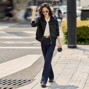 女式皮衣2025秋季新款牛仔拼接百搭休闲时尚PU皮夹克上衣图片