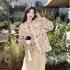 新款有货定制面料风外套5529P175K288，女装短外套，2C176