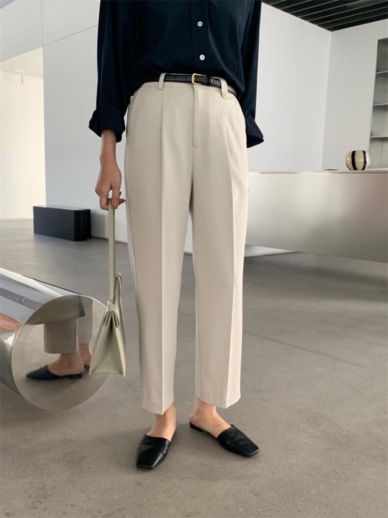 2203款、高腰后半松紧设计对腰间包容性更大，其它，炽元素