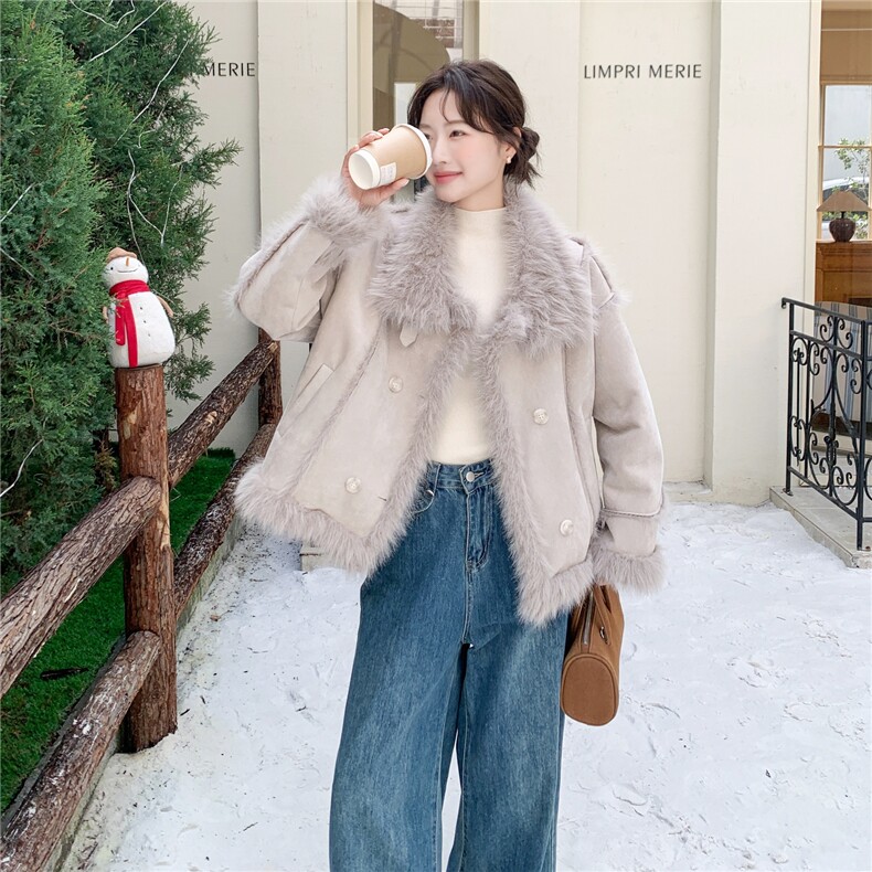 现货：冬季新款高级感宽松加厚皮毛一体外套2C135-8956P255K378，女装皮草，2C135