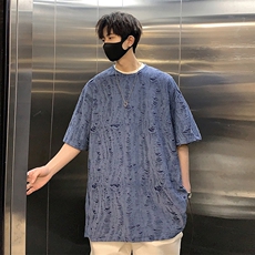 蓝色