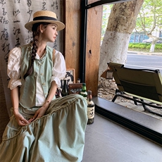 韩范套裙女2024年夏新款女装时尚气质木耳边无袖上衣半身裙两件套，女装套装/套裙，冬木谷雨