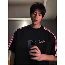 抖音得物品质二开240克宽松纯棉美式潮牌印花三条杠中性风短袖T恤，男装T恤，电商A486