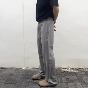 高弹韧性凉感冰皮垂感直筒弯刀卫裤夏季速干薄款休闲裤男冰丝裤子图片