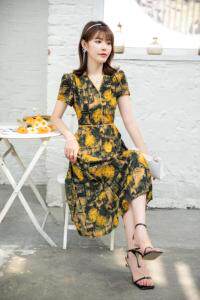 现货供应：连衣裙M一3XL，女装连衣裙，拉思维加丝