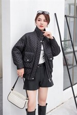 2021秋冬新款时尚轻薄衣拼皮包边服女短宽松休闲外套，女装棉衣/棉服，芊芊细羽