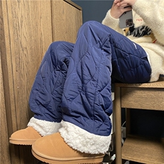 藏青色