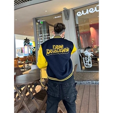 黄色