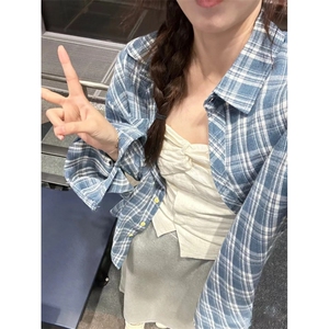 TC766-P45蓝色格子衬衫女春夏外套24新款韩系松弛感穿搭宽松上衣,运动上衣里面搭配什么衣服图片