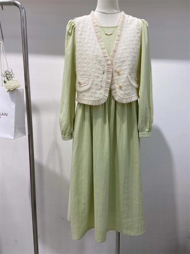 Lico&co(1F) LICOCO1F151741