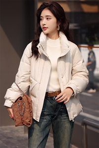 现货新款2023年冬季短款羽绒服女加厚时尚宽松立领外套图片
