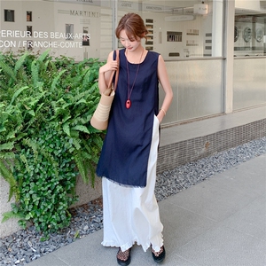 夏日流行淡人高级感两件套女2025新款蓝色流苏背心罩衫阔腿裤套装图片