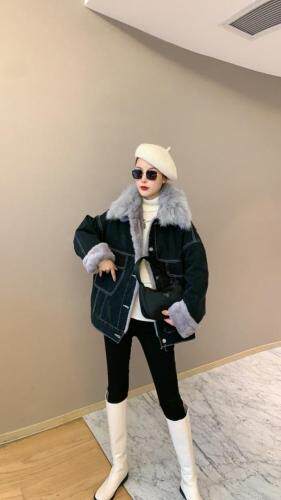 加厚牛仔外套 派克，女装，百家欢