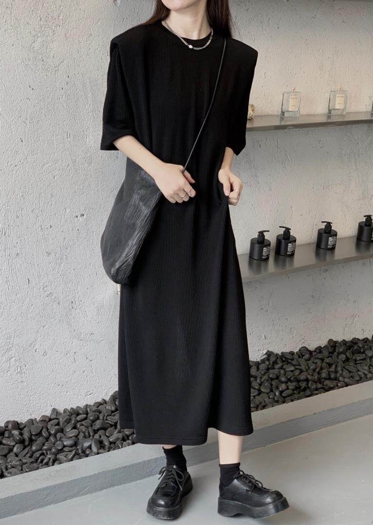 采用的毛毛虫面料柔软又有垂感，使裙子看起来高端上档次。，其它，YITI壹题