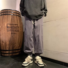 深灰色