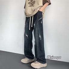 黑色