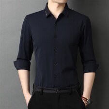 宝蓝色