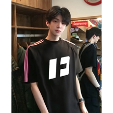 抖音得物品质二开240克宽松纯棉美式潮牌印花三条杠中性风短袖T恤，男装T恤，电商A486-1