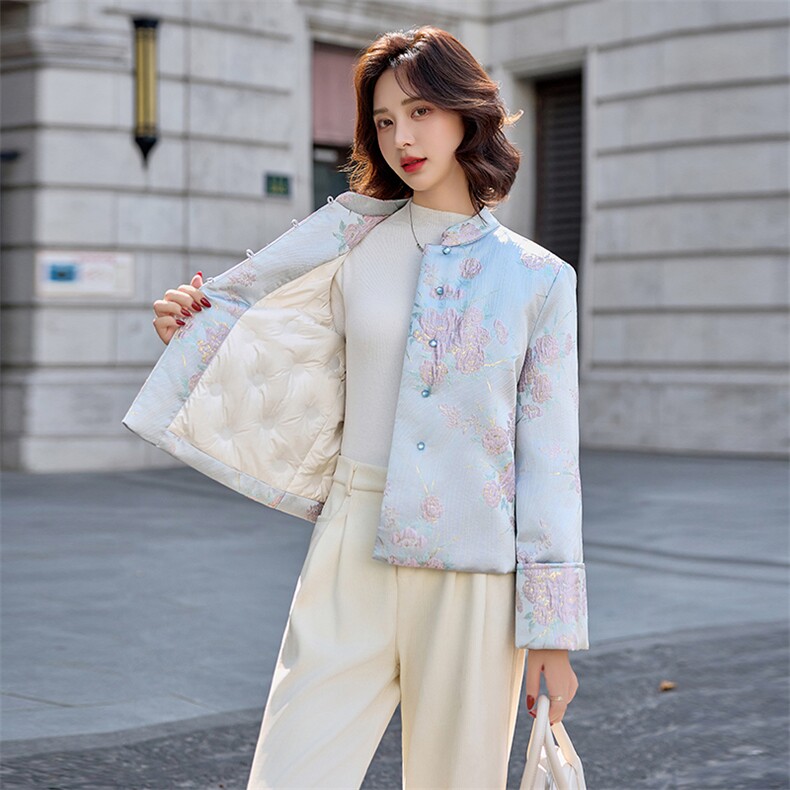 水衣源2797A款新中式提花料立体花小立领羽绒服女气质保暖外套,女装羽绒服,水衣源