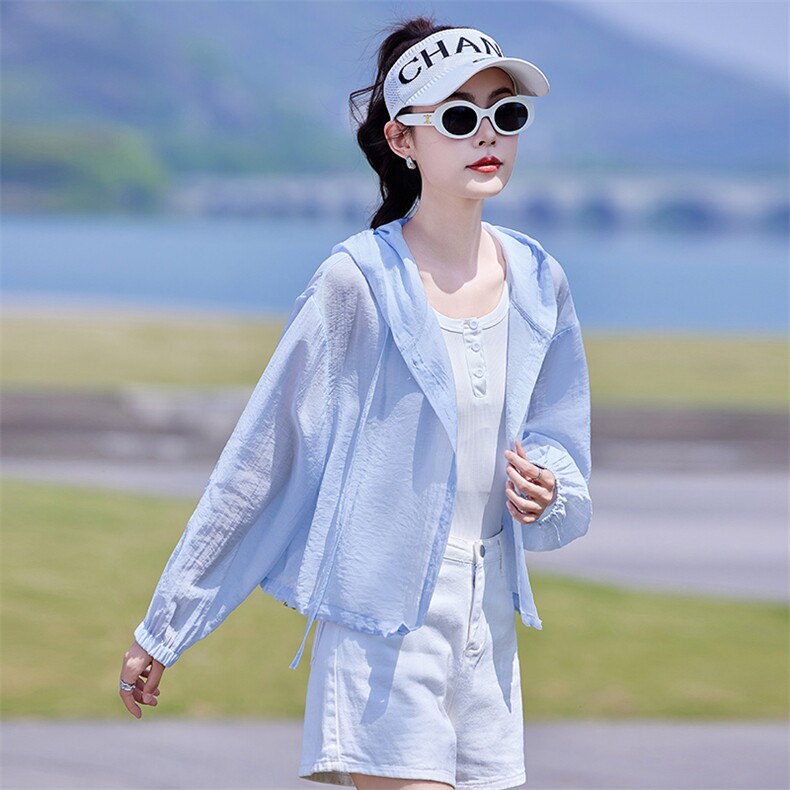 衣女新款薄款透气轻薄连帽开衫多巴胺外穿通勤外套女2026夏季外套，女装防晒衣，靓衣阁