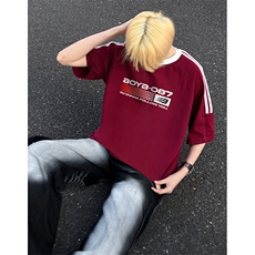 酒红色