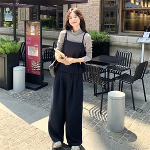 深蓝色单排扣收腰吊带套装女秋季2025年新款打底衣阔腿长裤三件套图片