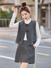 含羊毛套装2026新款女春季小个子富家千金打底衫马甲短裙三件套，女装套装/套裙，冬木谷雨